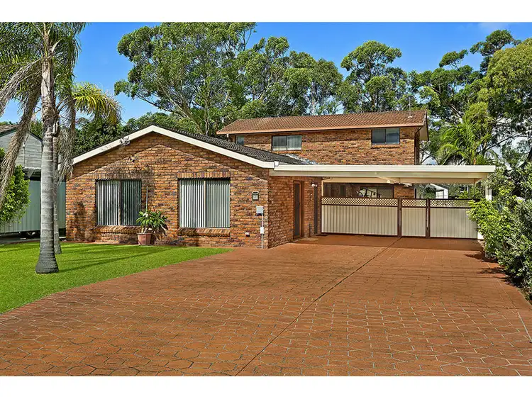 7 Clare Crescent, Berkeley Vale NSW 2261