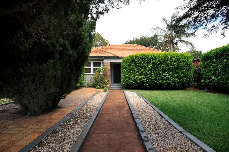 234a Herries Street, Newtown QLD 4350