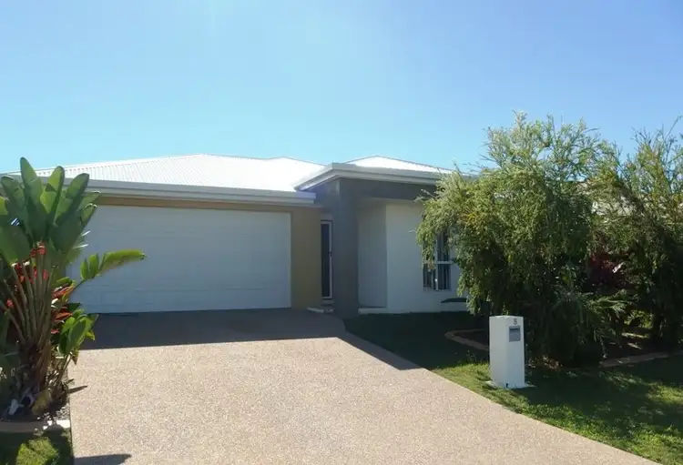 8 Dragon Flower Avenue, Mount Low QLD 4818