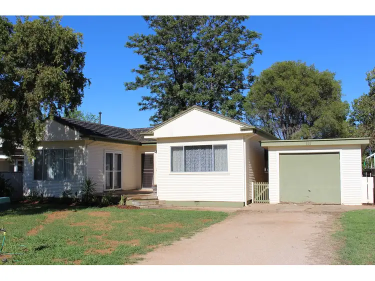 18 Elliott Street, Forbes NSW 2871