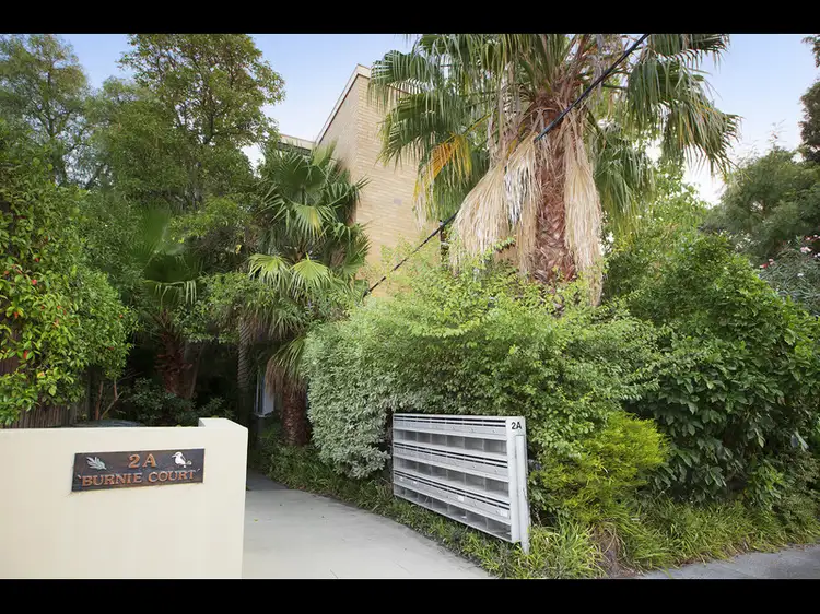 4/2a Burnie Street, Toorak VIC 3142