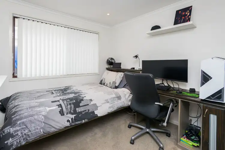 Sixth view of Homely semi-detached listing, 1/35 Donald Avenue, Paradise Point QLD 4216