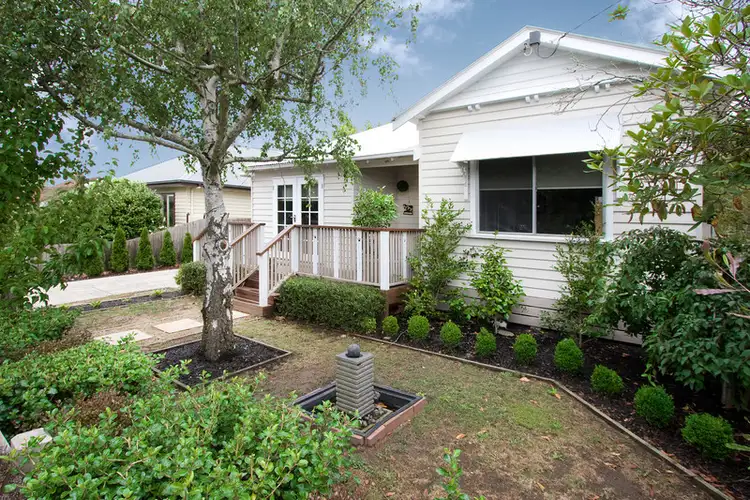 6 Young Street, Drouin VIC 3818