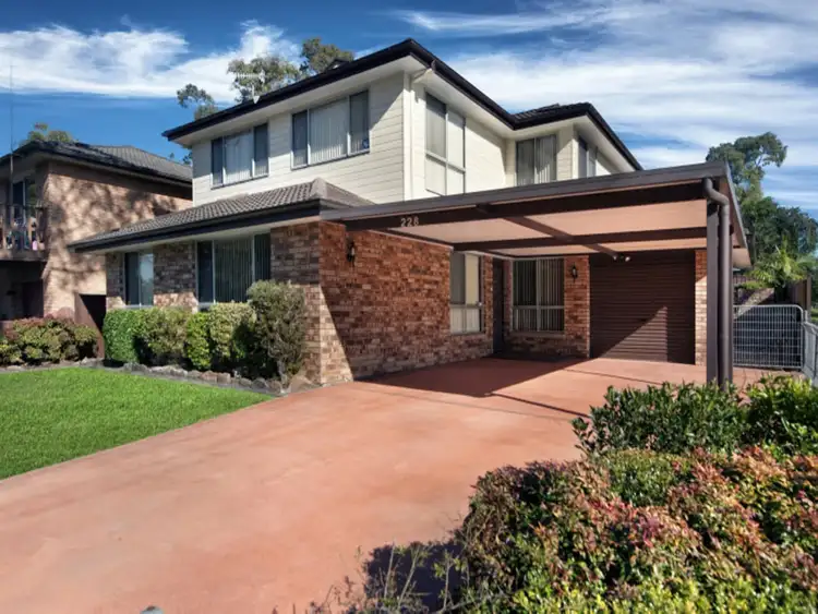 228 Lakedge Avenue, Berkeley Vale NSW 2261