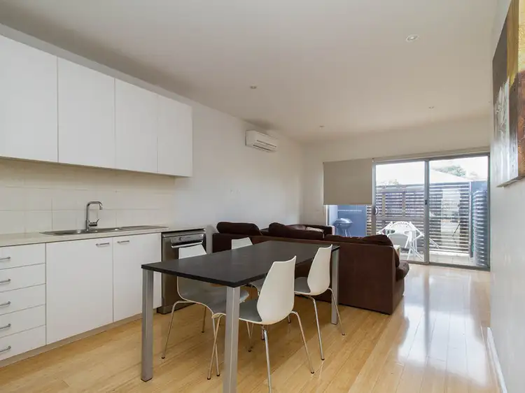Second view of Homely house listing, 31 Waxflower Crescent, Bundoora VIC 3083