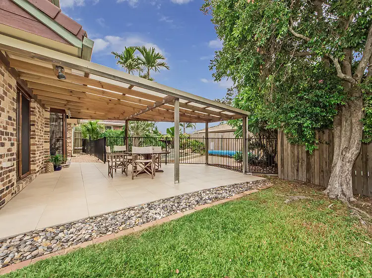 16 Tobin Street, Middle Park QLD 4074