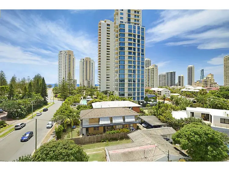 16 Hughes Avenue, Main Beach QLD 4217