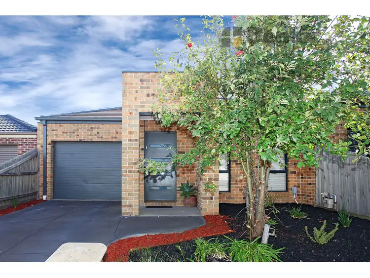 1/4 Begg Avenue, Truganina VIC 3029