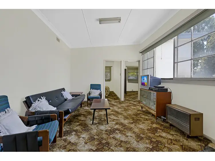 Third view of Homely house listing, 8 Bluebell Avenue, Berkeley Vale NSW 2261