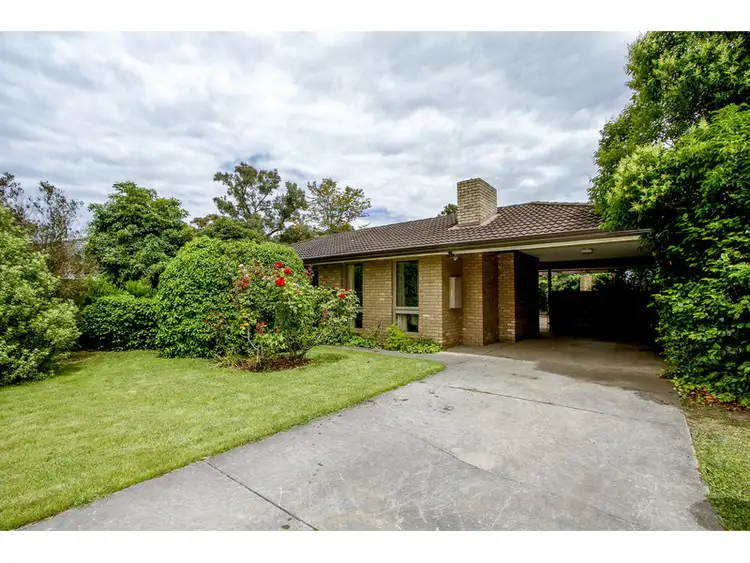 3 Edward Court, Sale VIC 3850
