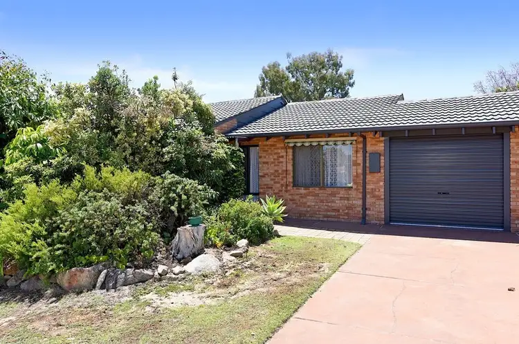 Second view of Homely house listing, 6 Galvin Court, Leeming WA 6149