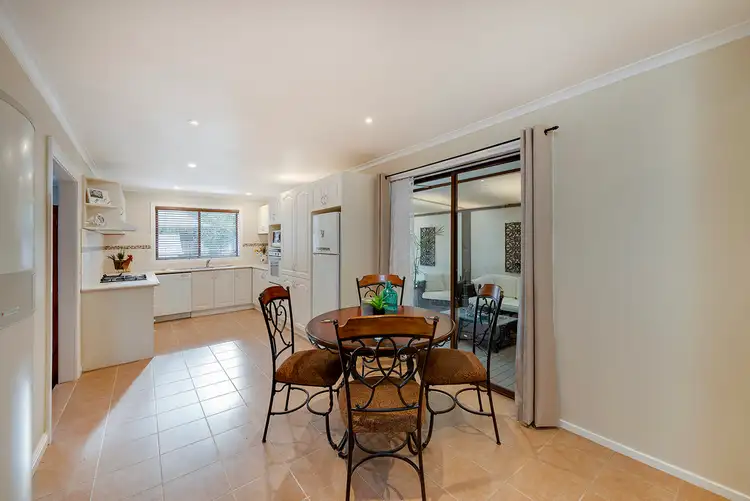Second view of Homely house listing, 6 Kelsey Court, Craigieburn VIC 3064