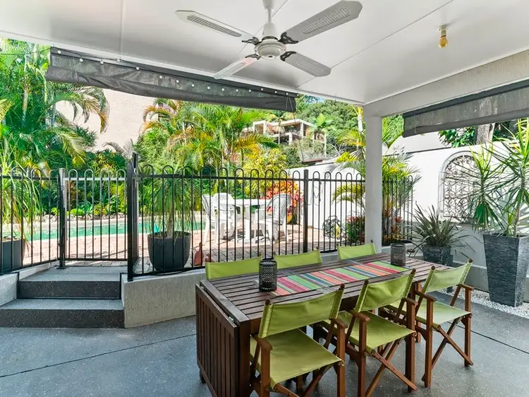 18 Hooper Drive, Currumbin QLD 4223