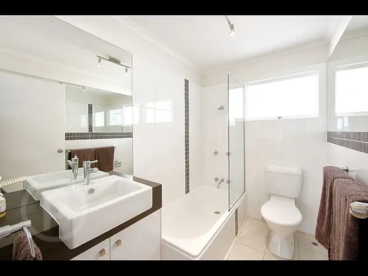 Fourth view of Homely unit listing, 3/64 Chester Road, Annerley QLD 4103