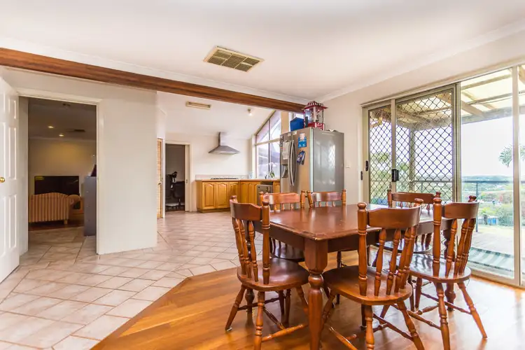 Sixth view of Homely house listing, 8 Acalypha View, Yangebup WA 6164