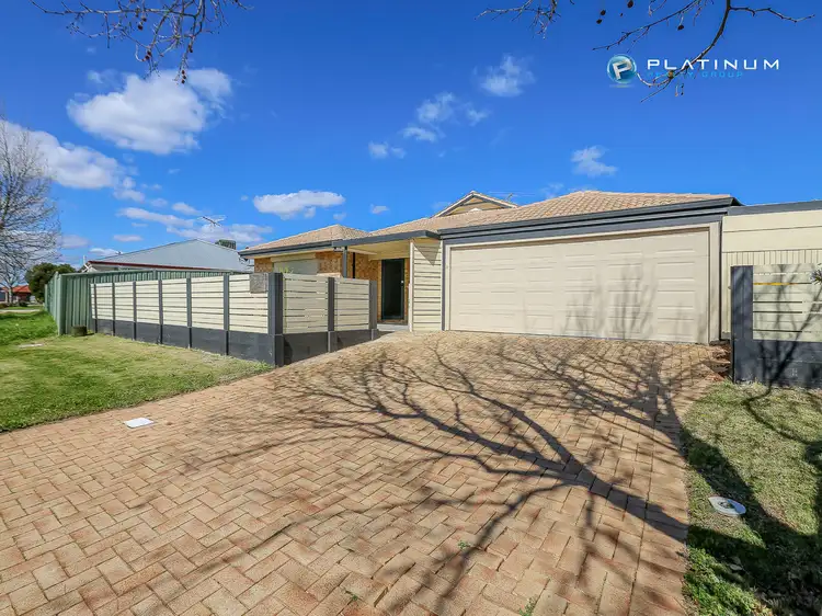 6 Seagrove Boulevard, Merriwa WA 6030
