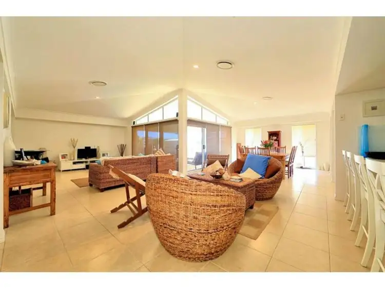 71 Garson Drive, Bargara QLD 4670