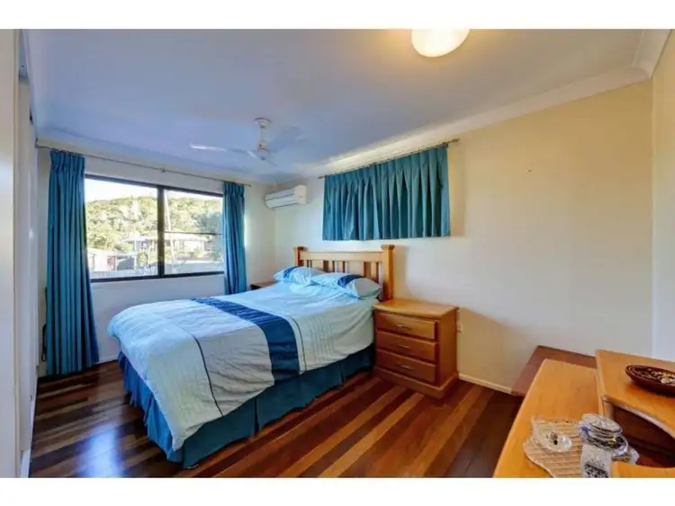 Sixth view of Homely house listing, 2 Meghan Crescent, Qunaba QLD 4670