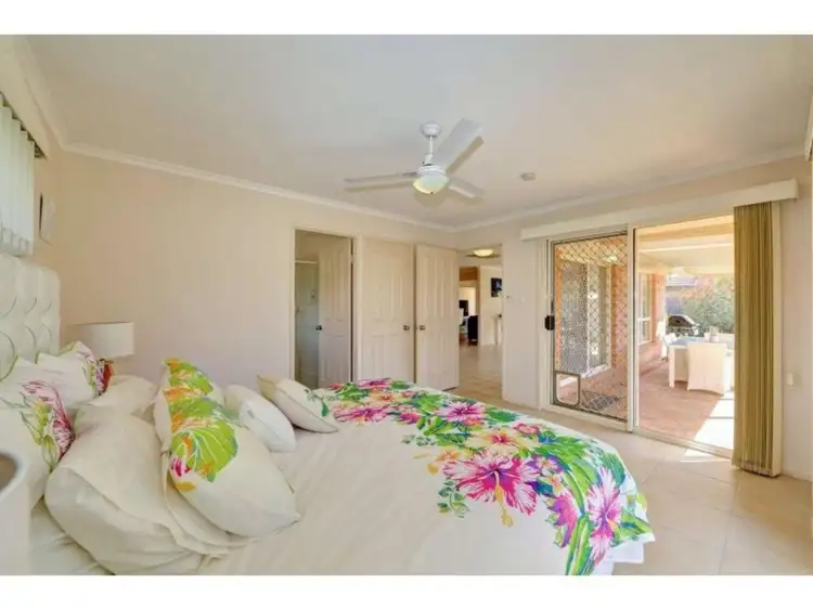 7 Birdwood Crescent, Bargara QLD 4670