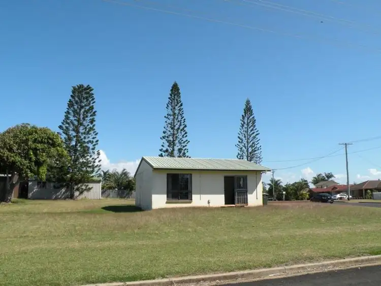 1 Camilleri Court, Elliott Heads QLD 4670
