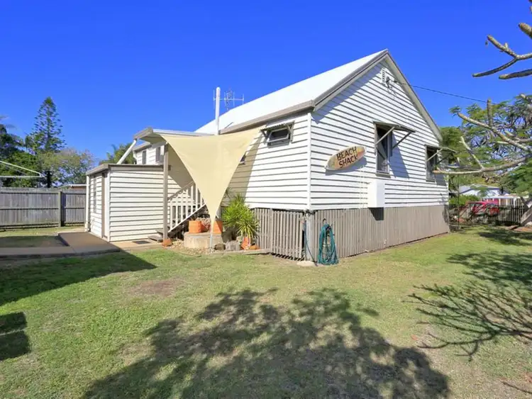 9 Moore Street, Elliott Heads QLD 4670