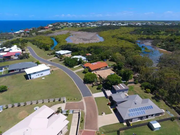 Fifth view of Homely house listing, 10 Amronel Close, Innes Park QLD 4670