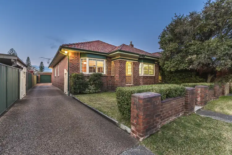 138 Kemp Street, Hamilton South NSW 2303