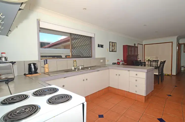 Fifth view of Homely semi-detached listing, 2/10 Russell Court, Miami QLD 4220
