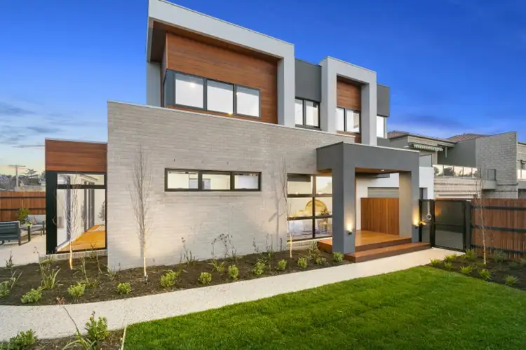 7 Marine Avenue, Mornington VIC 3931