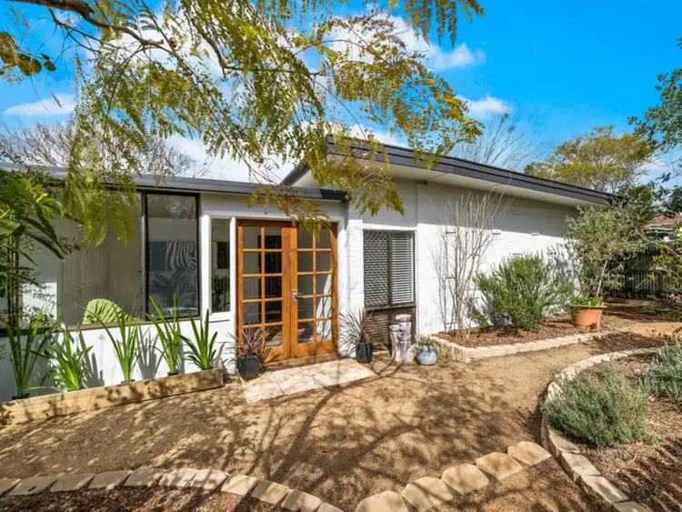 18 Cleary Street, Centenary Heights QLD 4350