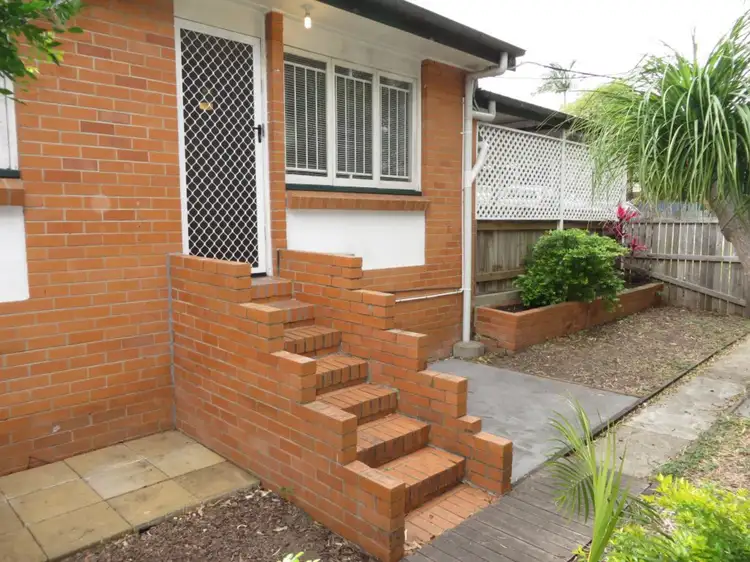 65 Bunya Street