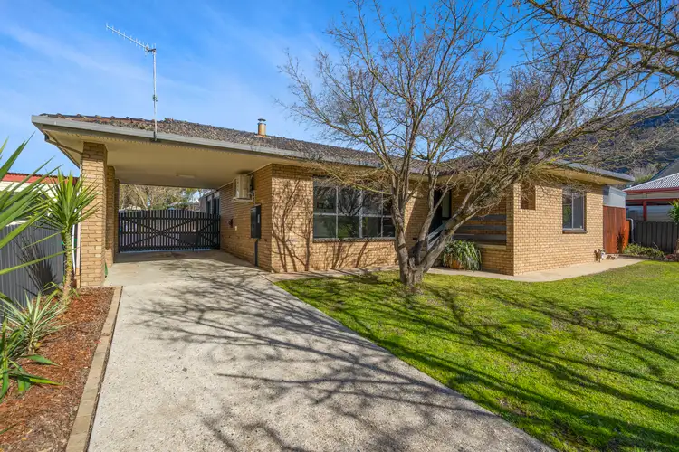 10 Kiewa East Road, Kiewa VIC 3691