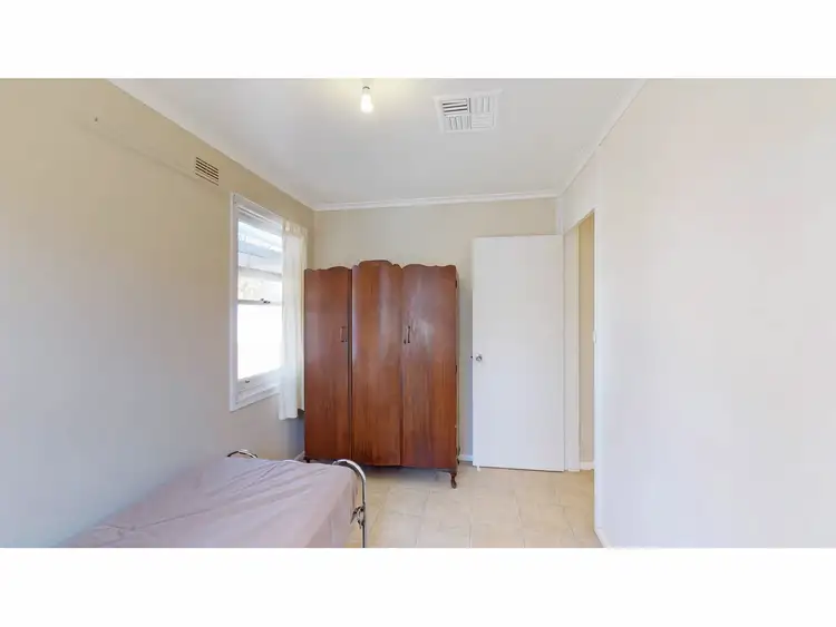 Fifth view of Homely house listing, 18 Armstrong Crescent, Dubbo NSW 2830