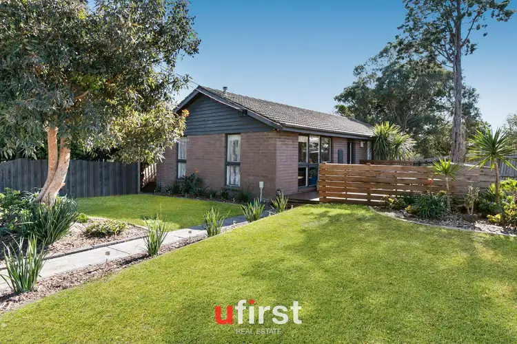 27 Benanee Drive, Frankston VIC 3199