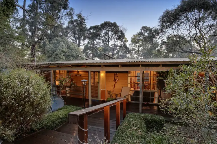 55 Caroline Avenue, Cockatoo VIC 3781