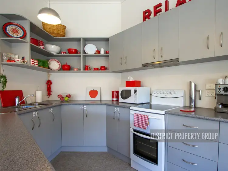 Fifth view of Homely house listing, 9 Alpine Ridge Drive, Merrijig VIC 3723