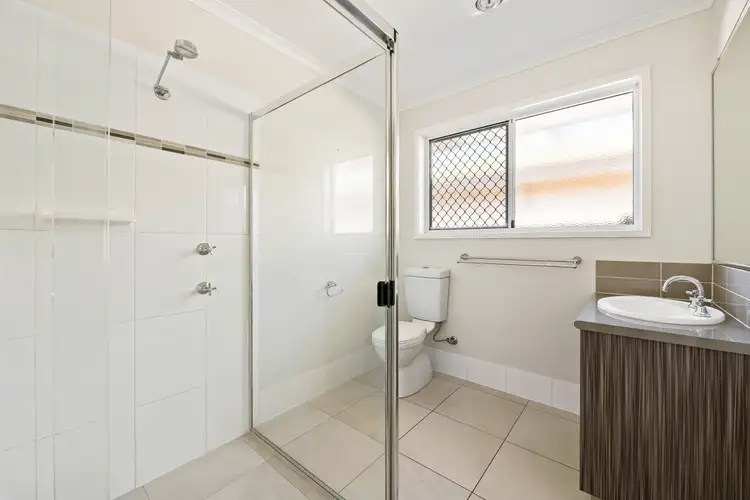 Sixth view of Homely semi-detached listing, 489 Stenner Street, Harristown QLD 4350