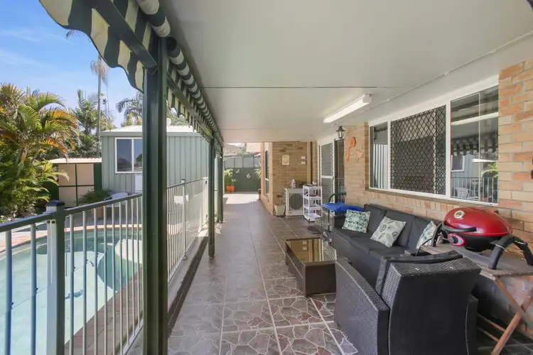 22 Lakeshore Place, Little Mountain QLD 4551