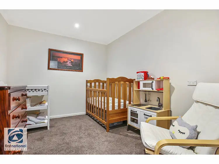 Sixth view of Homely house listing, 4 Waratah Court, Drouin VIC 3818