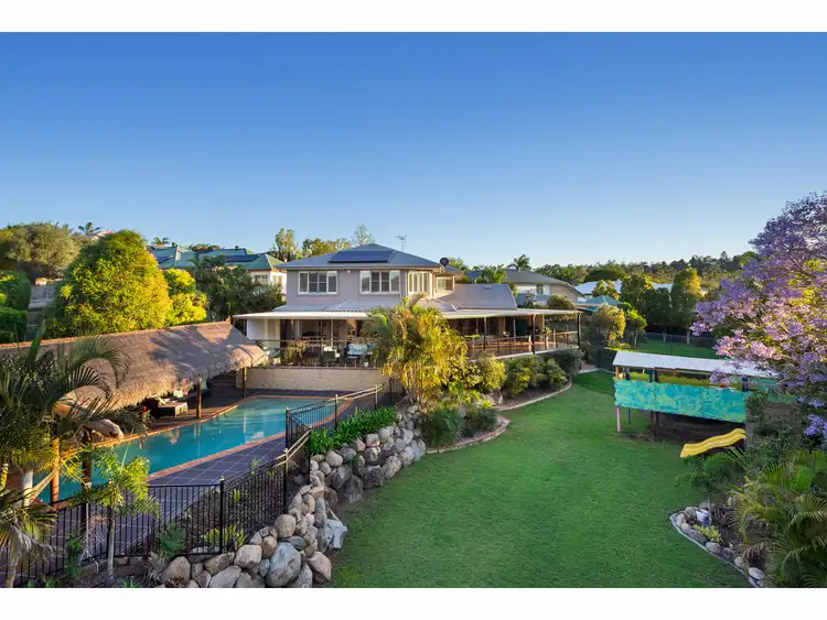 8 Blackman Court, Brookfield QLD 4069