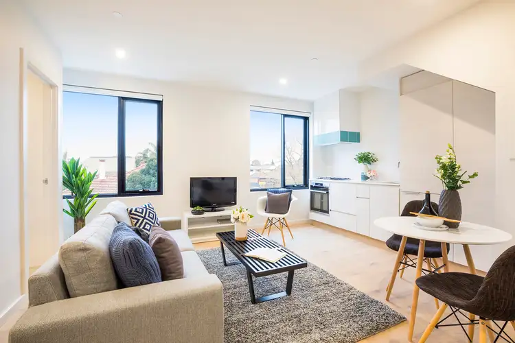 103/56 Rosstown Road, Carnegie VIC 3163