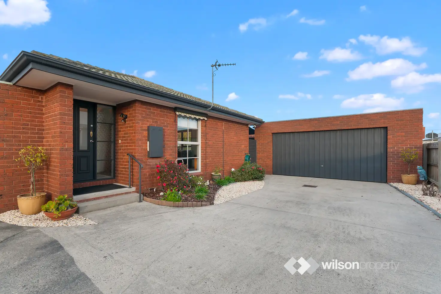 Main view of Homely unit listing, 3/33 Dawson Street, Rosedale VIC 3847