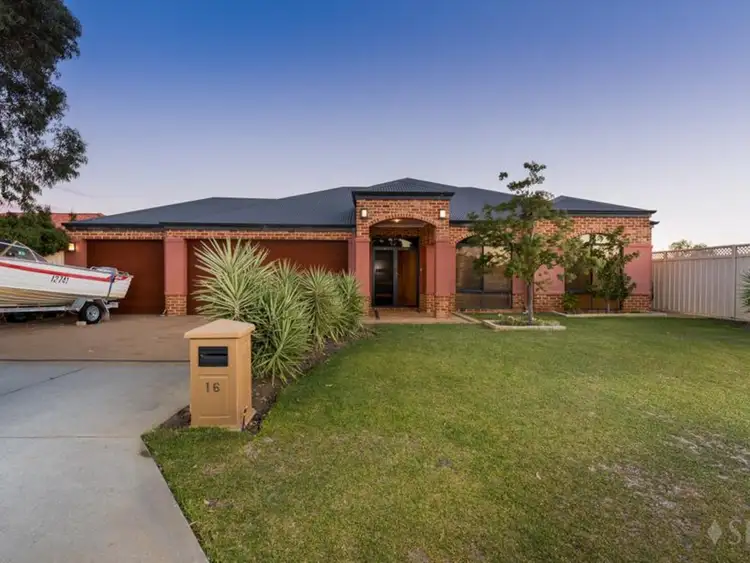16 Borbey Street, Madeley WA 6065