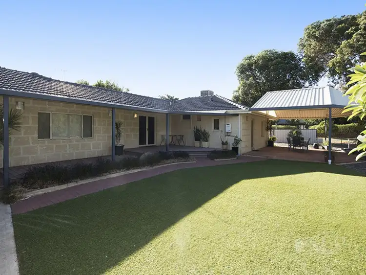 26 Edward Crescent