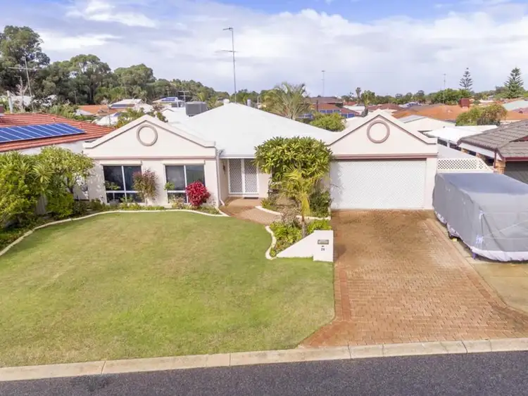 26 Summerlea Avenue, Meadow Springs WA 6210