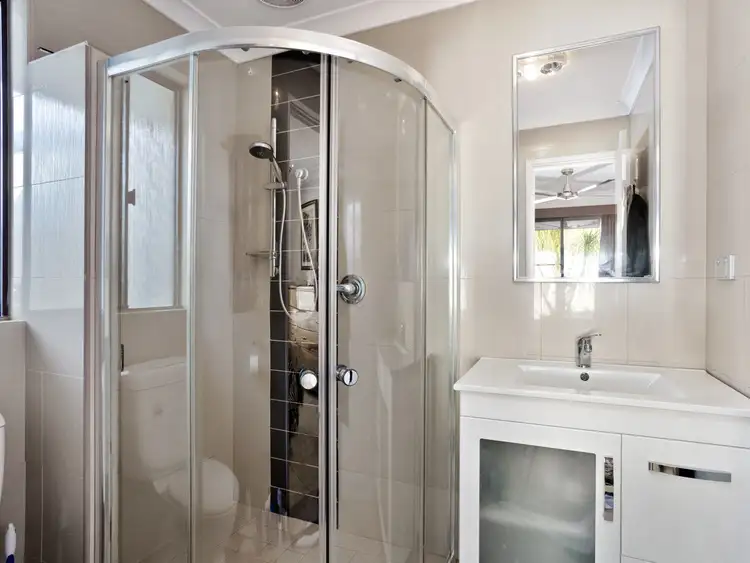 Seventh view of Homely house listing, 6 Waigen Place, South Lake WA 6164