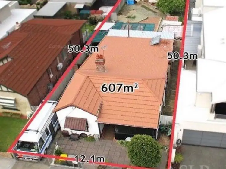 12 Byron Street