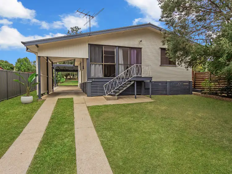 19 Simmons Road, North Ipswich QLD 4305