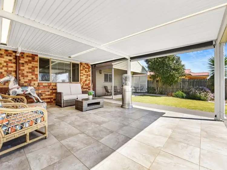 1 Winton Court, Middle Ridge QLD 4350
