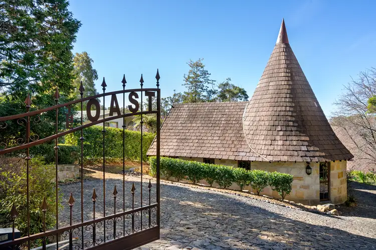 Sixth view of Homely house listing, 18 Clarinda Avenue, Faulconbridge NSW 2776